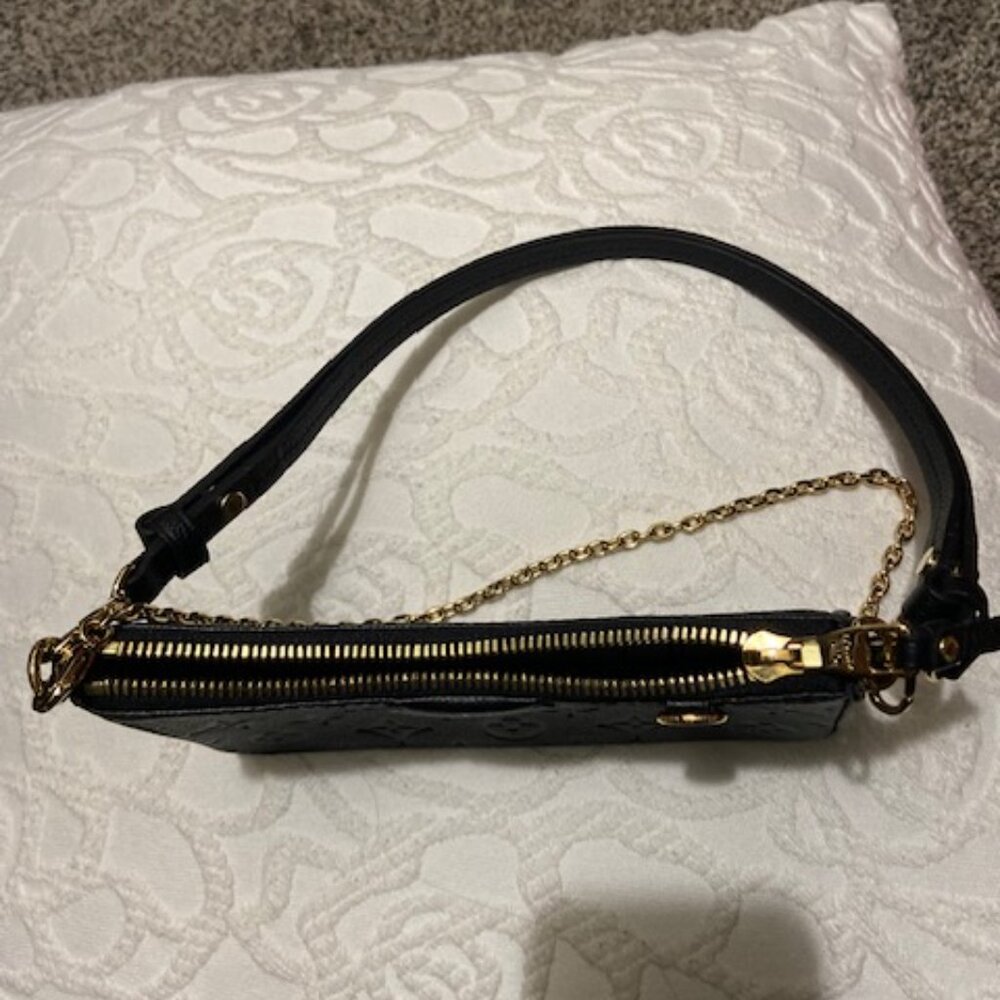 Louis Vuitton's Easy Pouch On Strap Bag M80349 (Used Once) - Picture 10 of 16